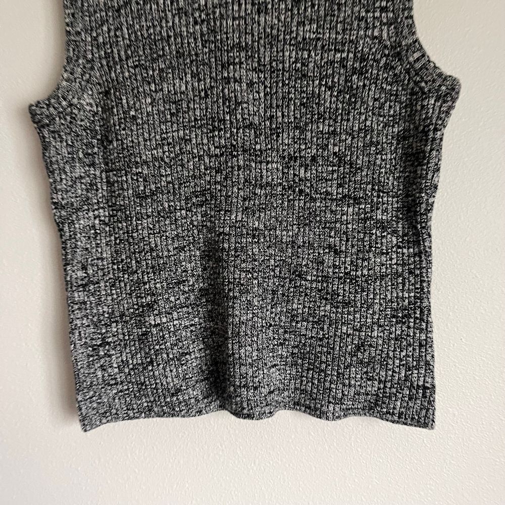 Vintage Studio 1 Ribbed Knit Turtleneck Sleeveless Sweater - Picture 7 of 10